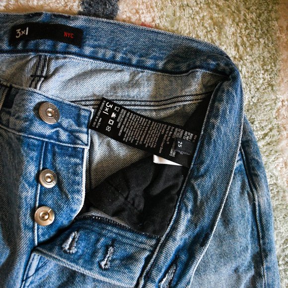 Vintage Crop Jeans - Picture 6 of 8